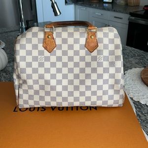 Authentic vintage Louie Vuitton  speedy 30